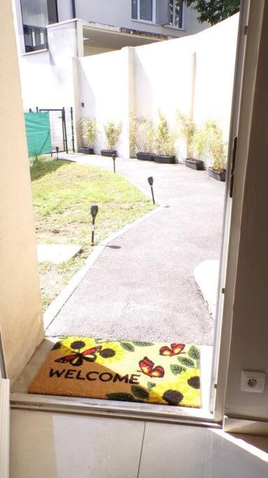Cozy House With Garden Near Disney Appartement Villenoy Buitenkant foto