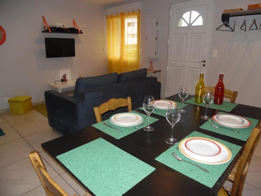 Cozy House With Garden Near Disney Appartement Villenoy Buitenkant foto